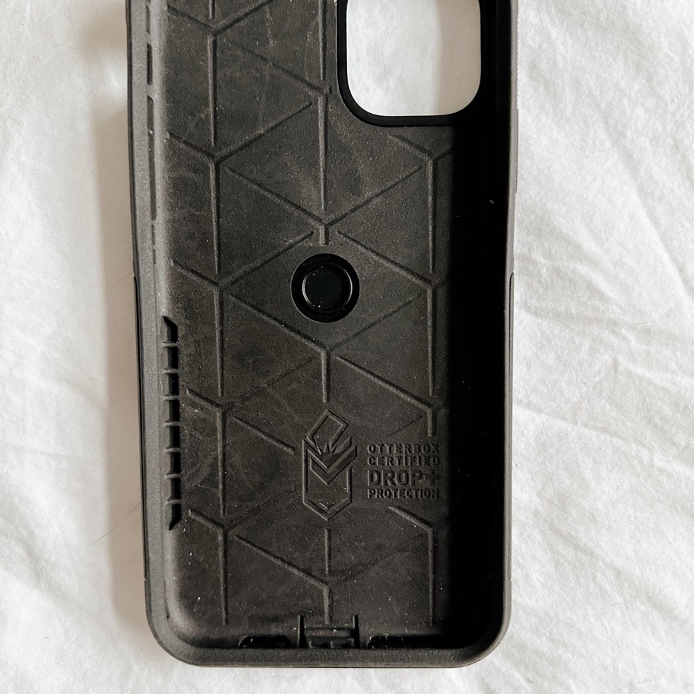 Otterbox case - Picture 2 of 2